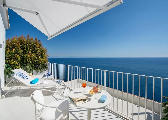 Infinity 4* Праяно